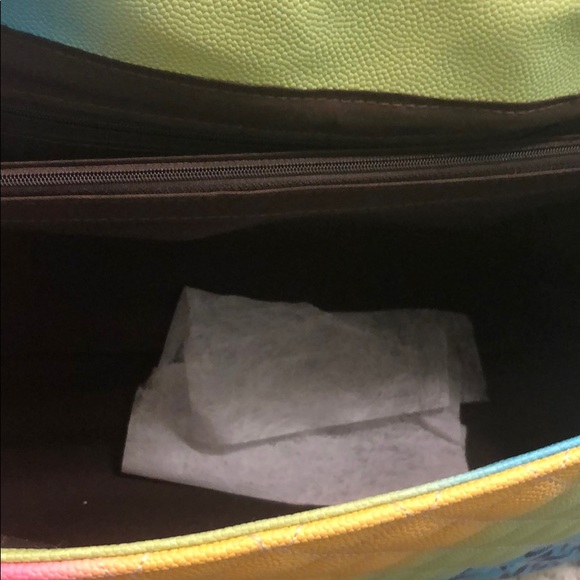 Very beautiful graffiti bag willing to negotiate - Picture 5 of 8